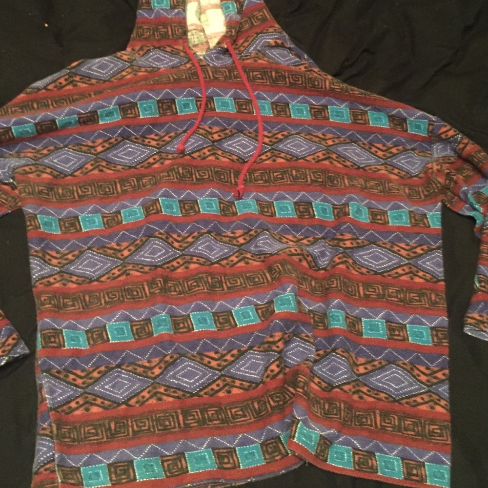 Hooded pullover